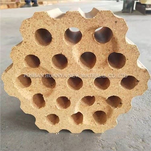 Kocke z devetimi luknjami